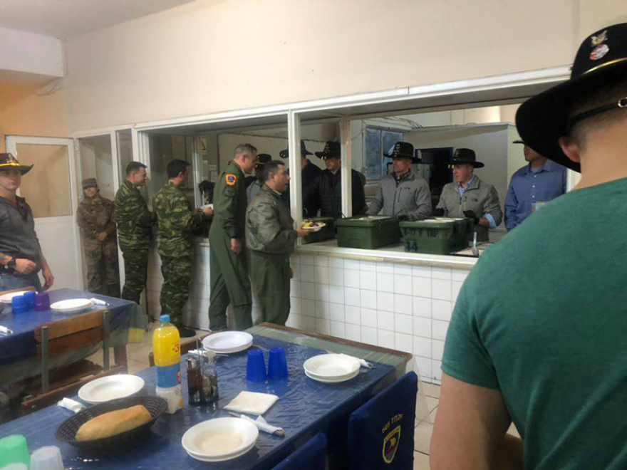 Φωτογραφίες: Αμερικανικά ελικόπτερα στο Στεφανοβίκειο