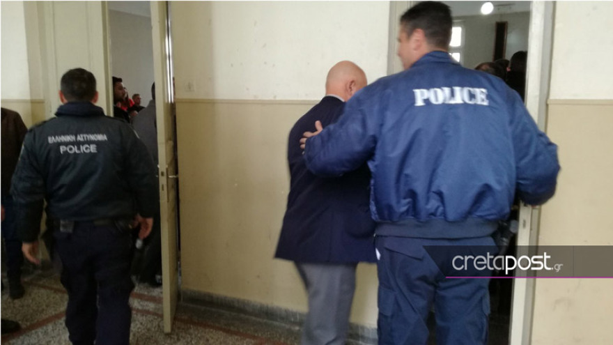 Καταθέτει ο Λεμπιδάκης: «Στους έξι μήνες άλλαξα τρεις φορές ρούχα!»