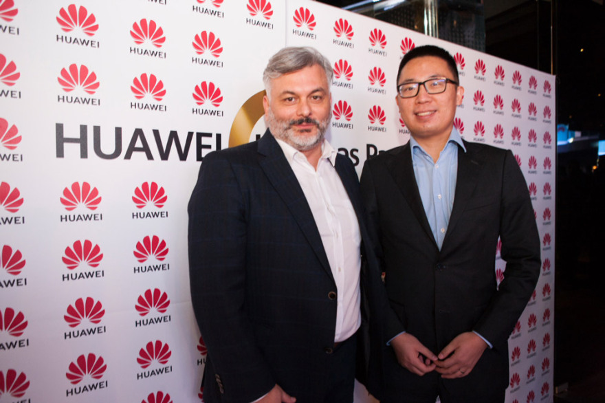 This Christmas make it possible!