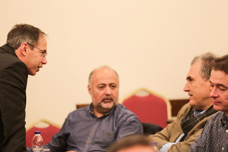 Συμφωνία των Πρεσπών: «Ναι» με αστερίσκους από το Ποτάμι, «όχι» από Αμυρά και Ψαριανό