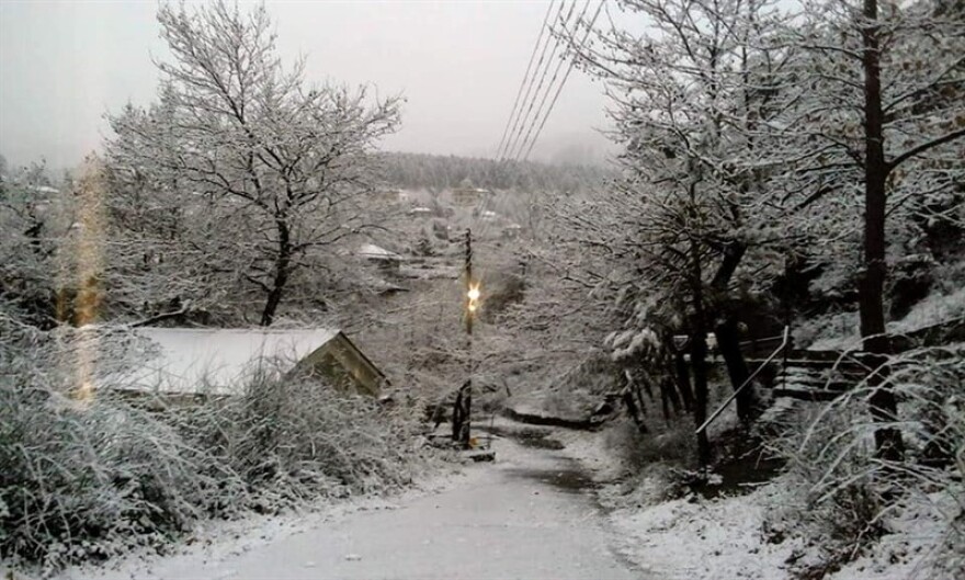 Καιρός: Επελαύνει ο χιονιάς - Θα συνεχιστεί η κακοκαιρία και την Παρασκευή