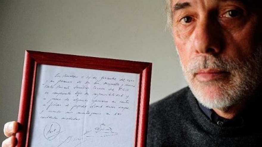 Η υπογραφή του Μέσι στη... χαρτοπετσέτα που άλλαξε το ποδόσφαιρο