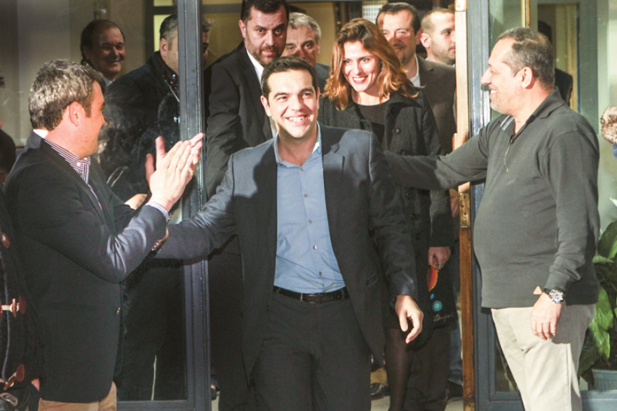 Μανώλης Πετσίτης: Ο «αθώος συμμαθητής» που μπαινόβγαινε στο Μαξίμου 