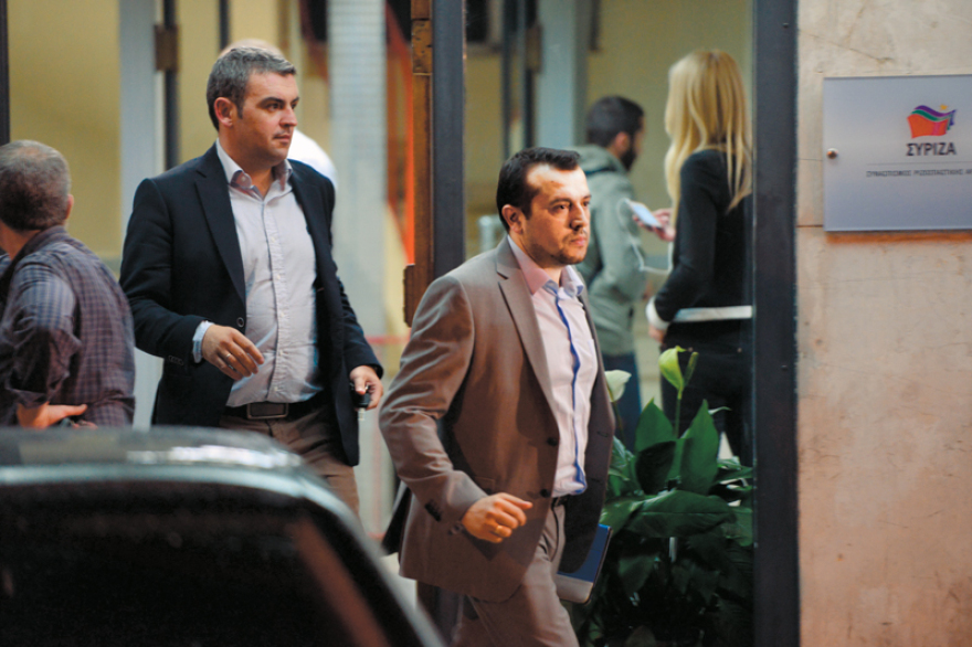 Μανώλης Πετσίτης: Ο «αθώος συμμαθητής» που μπαινόβγαινε στο Μαξίμου 