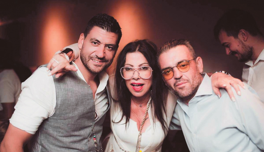 Μανώλης Πετσίτης: Από την Καισαριανή στη σούπερ βίλα με πισίνα της Βαρυμπόμπης