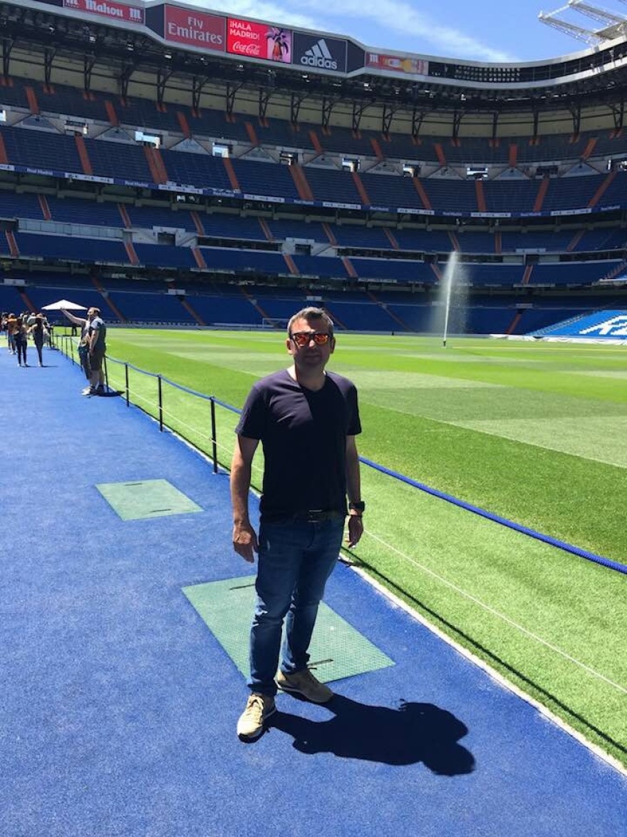 Μανώλης Πετσίτης: Από την Καισαριανή στη σούπερ βίλα με πισίνα της Βαρυμπόμπης