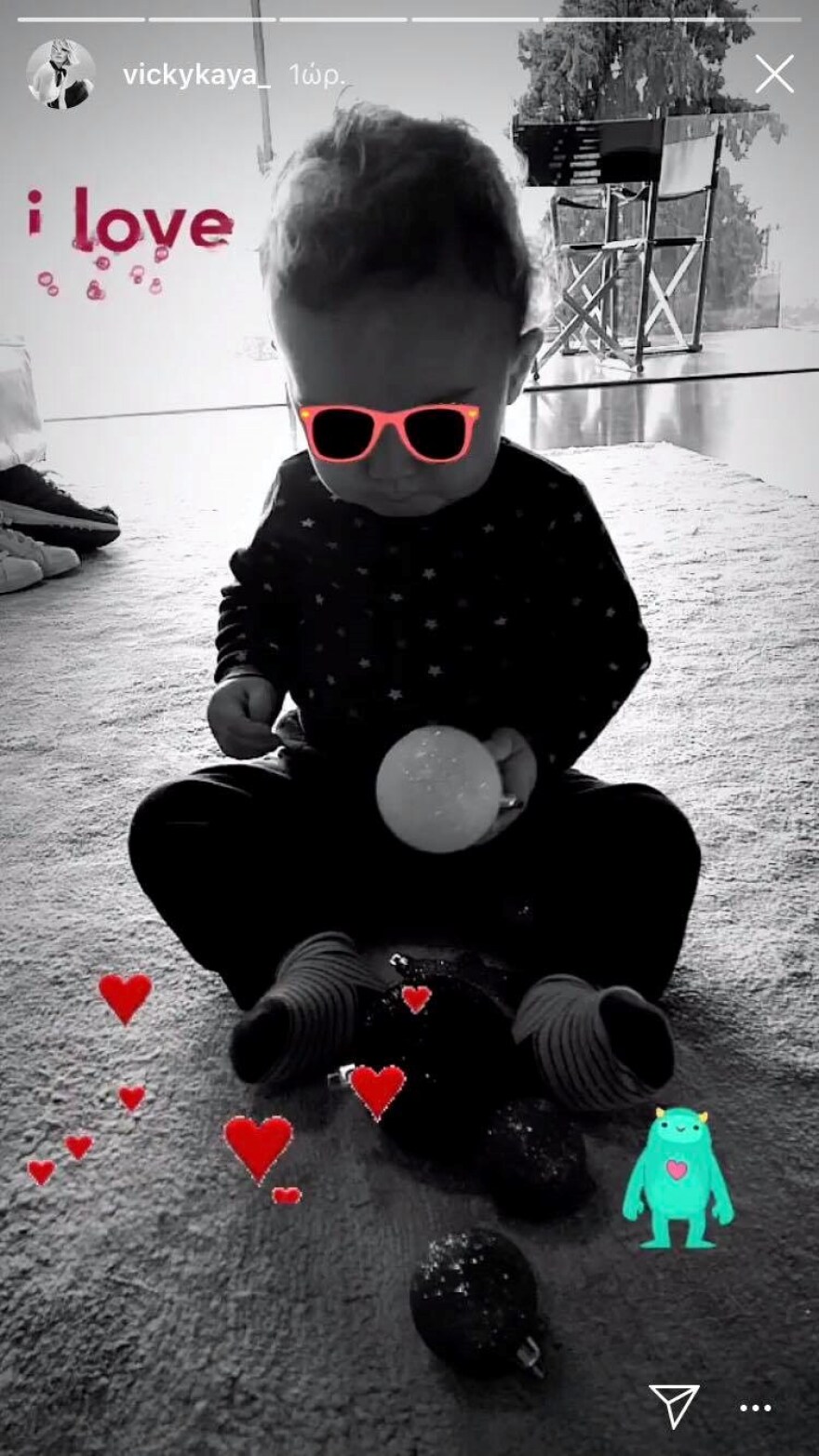 Η Βίκυ Καγιά φωτογράφισε τον 11 μηνών γιο της