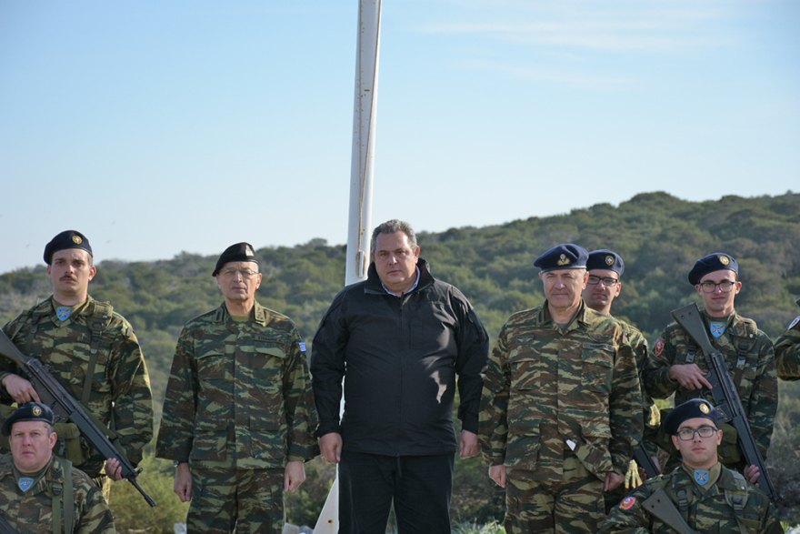 Νέο βίντεο Καμμένου: Ένα χιλιοστό κίνηση αν κάνουν, θα τους τσακίσουμε, θα τους συντρίψουμε