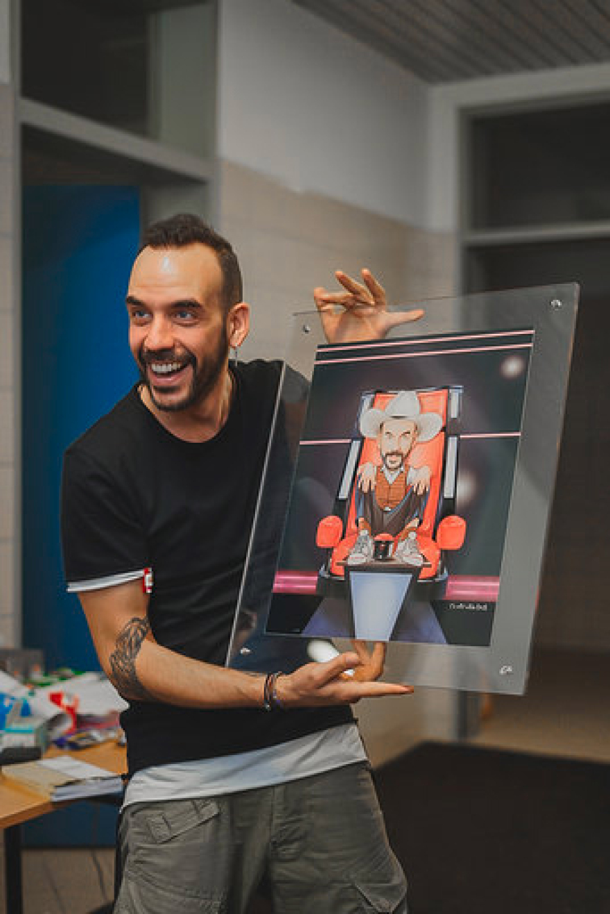 Φωτογραφίες: Η έκπληξη του ΣΚΑΪ στους κριτές του Voice