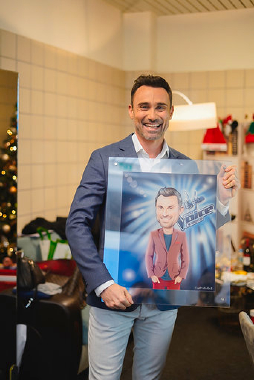 Φωτογραφίες: Η έκπληξη του ΣΚΑΪ στους κριτές του Voice