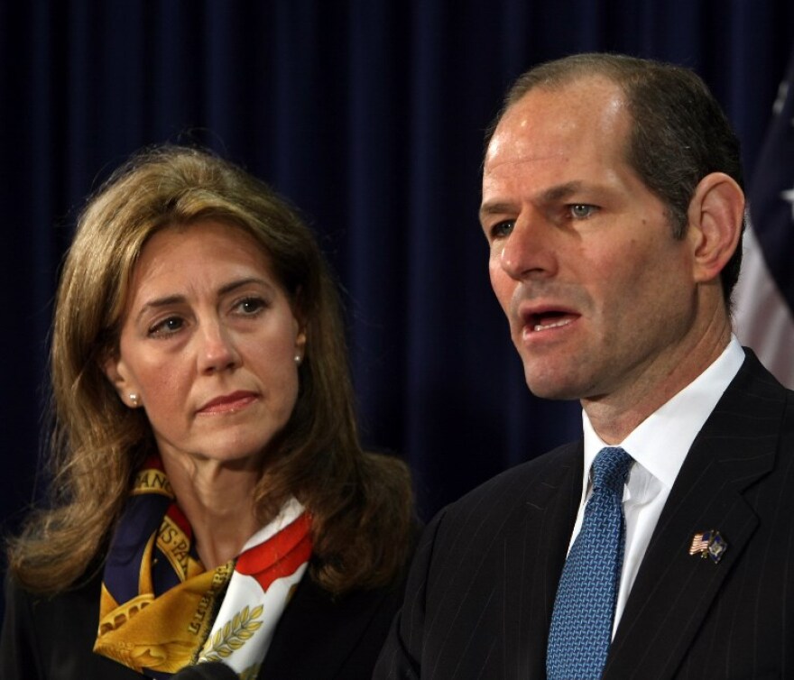 Έλιοτ Σπίτζερ: Ο πολυεκατομμυριούχος πολιτικός που έκρυβε τη Ρωσίδα ερωμένη του... σε βαλίτσα!