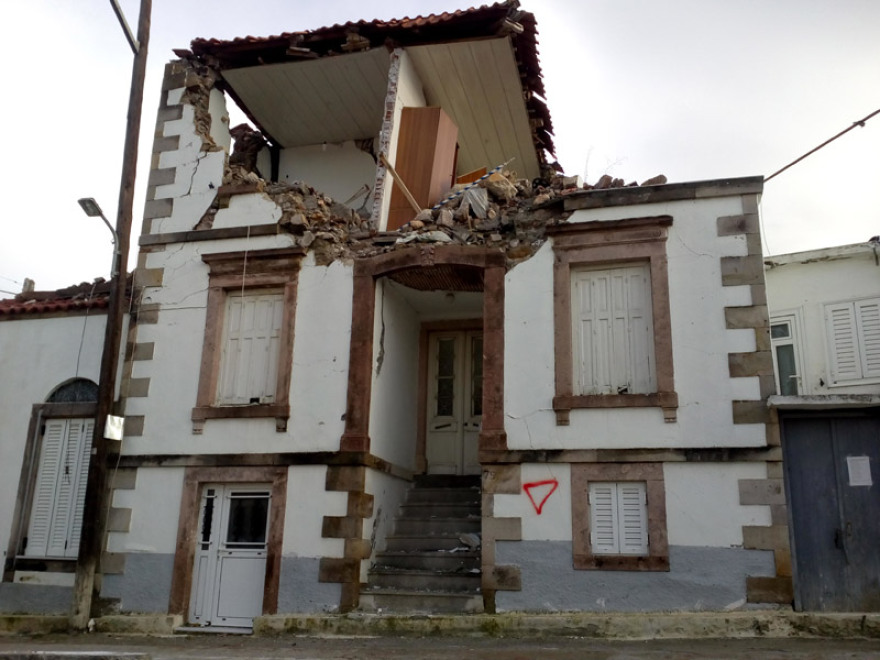 Βρίσα Λέσβου: Χωριό-«φάντασμα» μετά τον σεισμό - Έμειναν στα λόγια οι κυβερνητικές υποσχέσεις