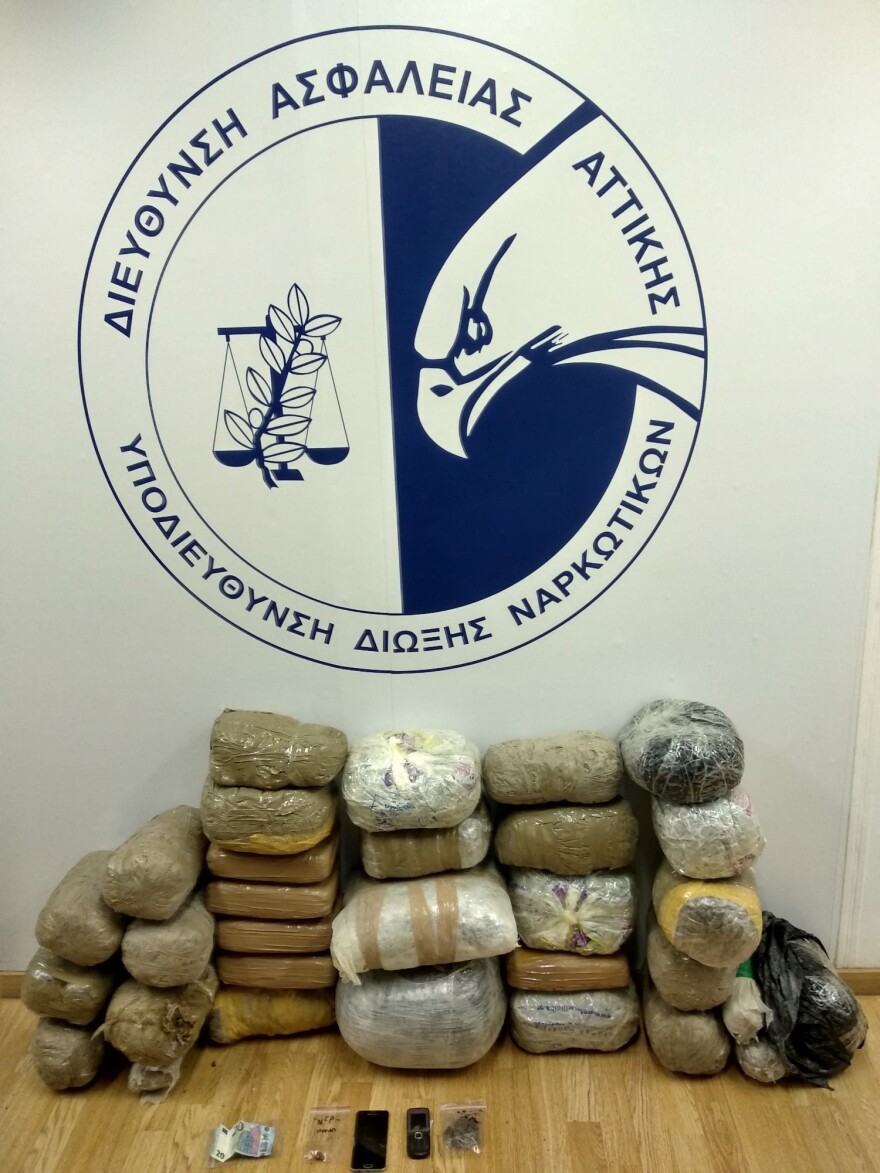 Δύο συλλήψεις για μεταφορά ναρκωτικών στο Χαϊδάρι