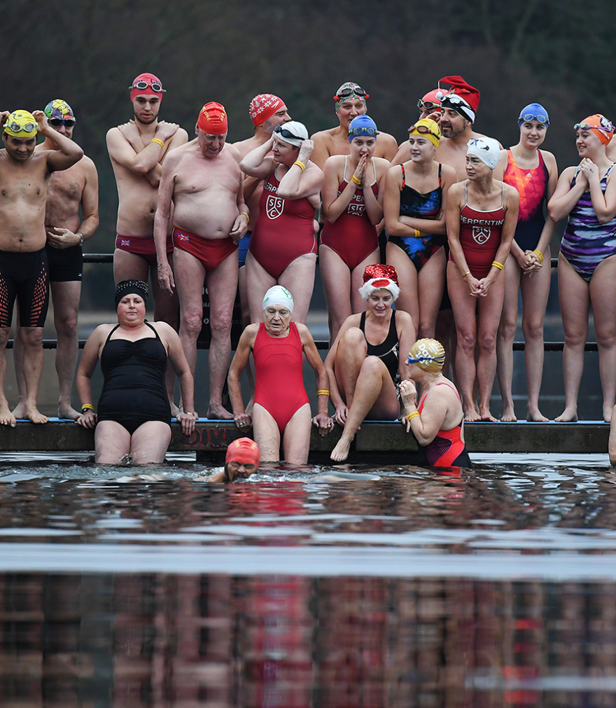 Από το Ιράκ μέχρι τη Λετονία: Δείτε πώς γιόρτασαν τα Χριστούγεννα σε όλο τον κόσμο