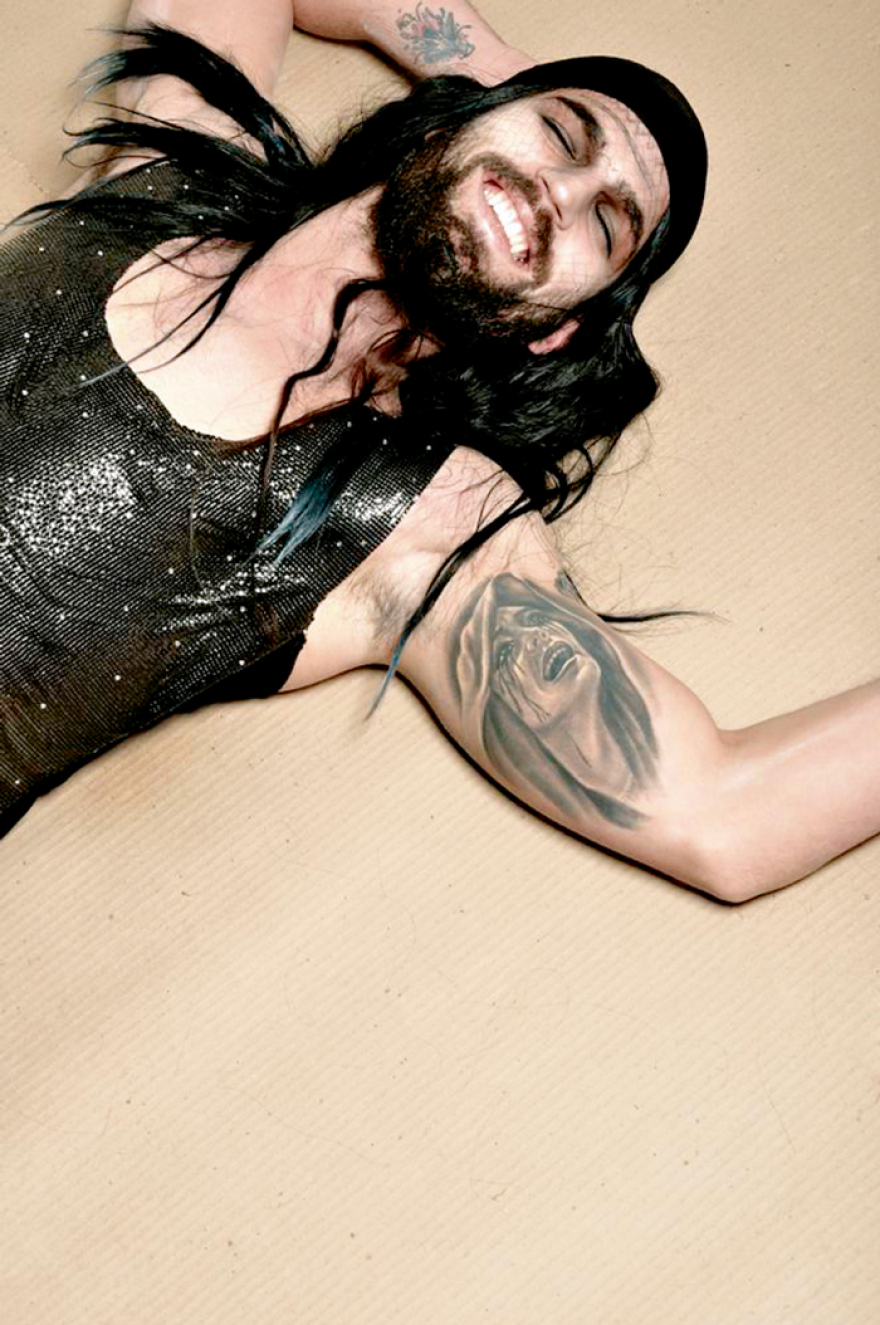 Αχιλλέας Χαρίτος: «Η Ζωή Λάσκαρη μου άνοιξε πολλές πόρτες» εξομολογείται ο make-up artist των διασήμων 