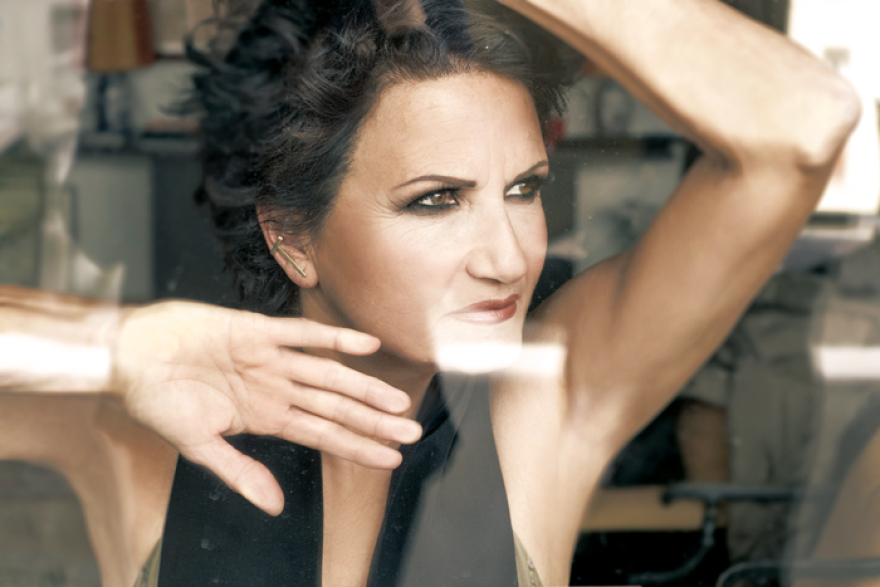 Αχιλλέας Χαρίτος: «Η Ζωή Λάσκαρη μου άνοιξε πολλές πόρτες» εξομολογείται ο make-up artist των διασήμων 