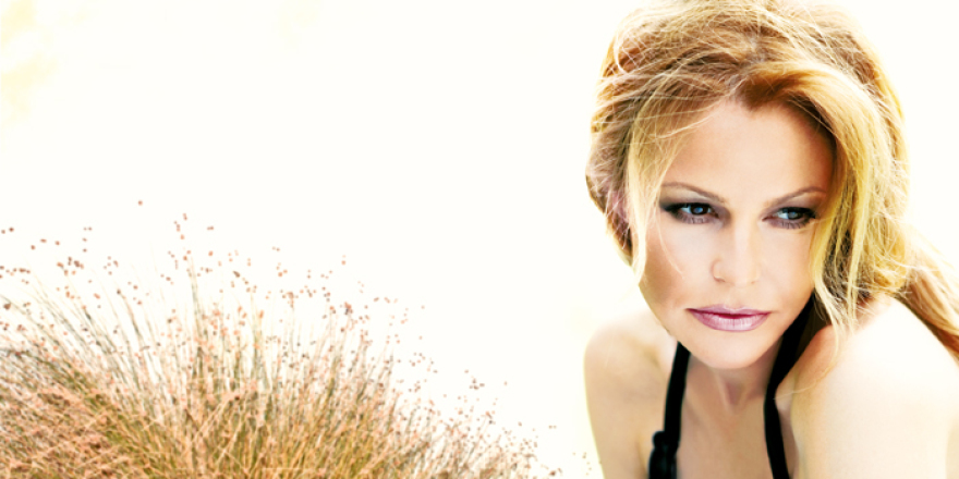 Αχιλλέας Χαρίτος: «Η Ζωή Λάσκαρη μου άνοιξε πολλές πόρτες» εξομολογείται ο make-up artist των διασήμων 