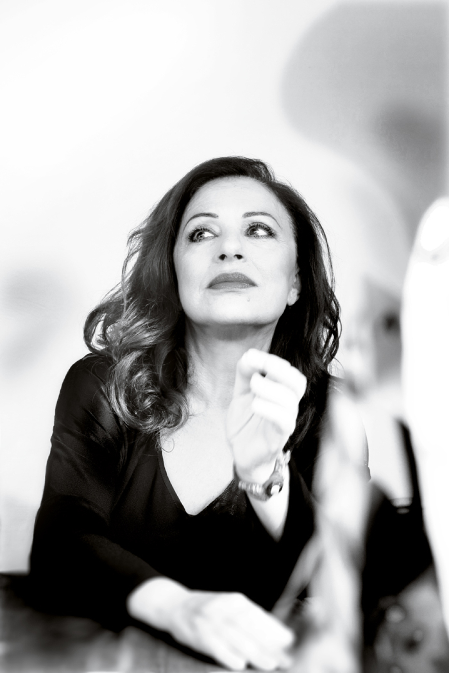 Αχιλλέας Χαρίτος: «Η Ζωή Λάσκαρη μου άνοιξε πολλές πόρτες» εξομολογείται ο make-up artist των διασήμων 