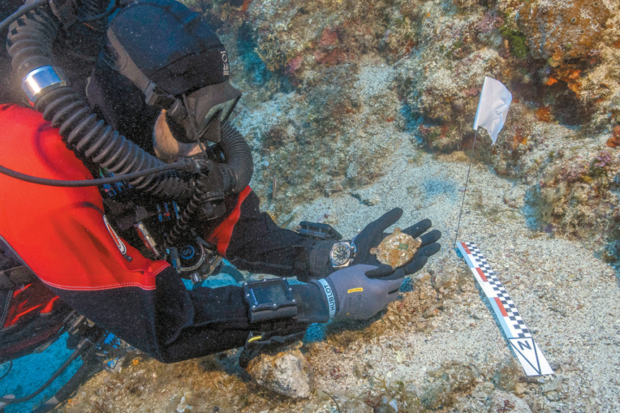 Αντικύθηρα: Βυθίζουν ακόμα πιο βαθιά το Ναυάγιο