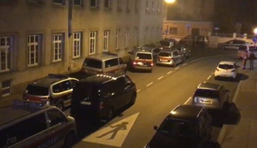 Επίθεση ληστών σε εκκλησία στη Βιέννη: Πέντε τραυματίες, ο ένας σοβαρά