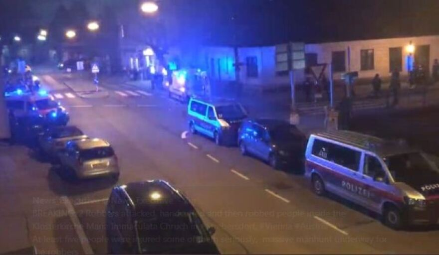 Επίθεση ληστών σε εκκλησία στη Βιέννη: Πέντε τραυματίες, ο ένας σοβαρά