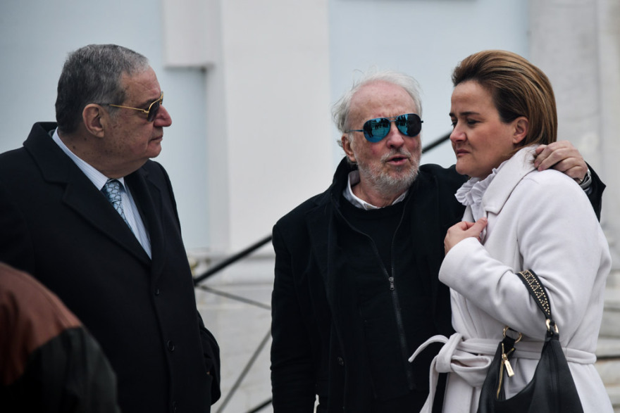 Το τελευταίο αντίο στη Μαριάννα Τόλη