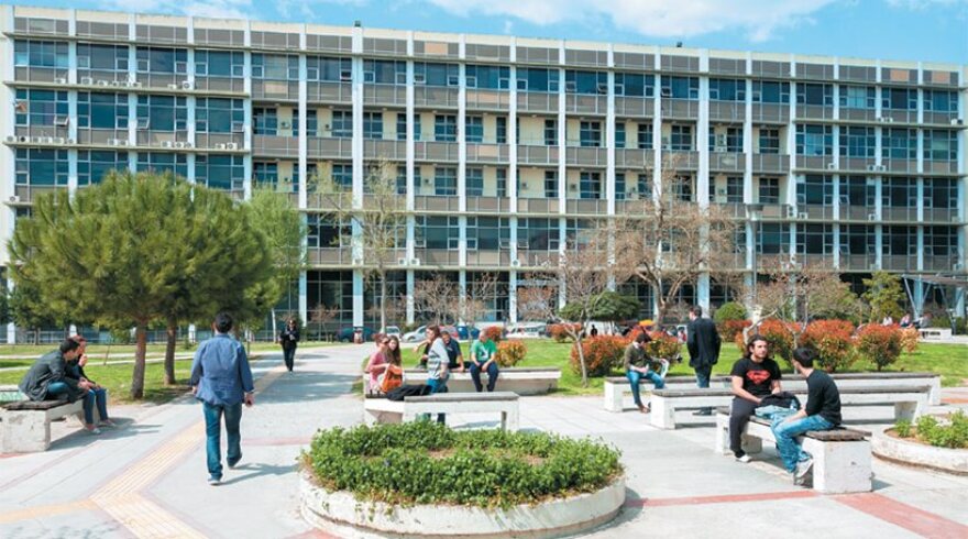 Η αγορά εργασίας... έγραψε τις βάσεις για την εισαγωγή στα πανεπιστήμια: Ποιες σχολές κερδίζουν και ποιες χάνουν
