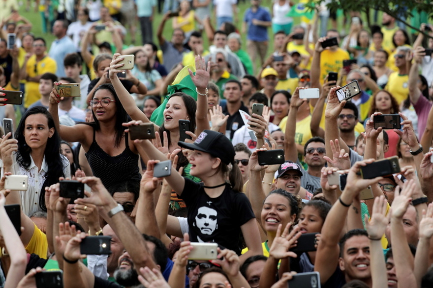 Ο ακροδεξιός Ζαΐχ Μπολσονάρου ορκίστηκε πρόεδρος της Βραζιλίας