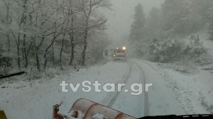 Καιρός: Μεγάλα προβλήματα στην Εύβοια - Χωρίς ρεύμα η Ιστιαία και τα γύρω χωριά