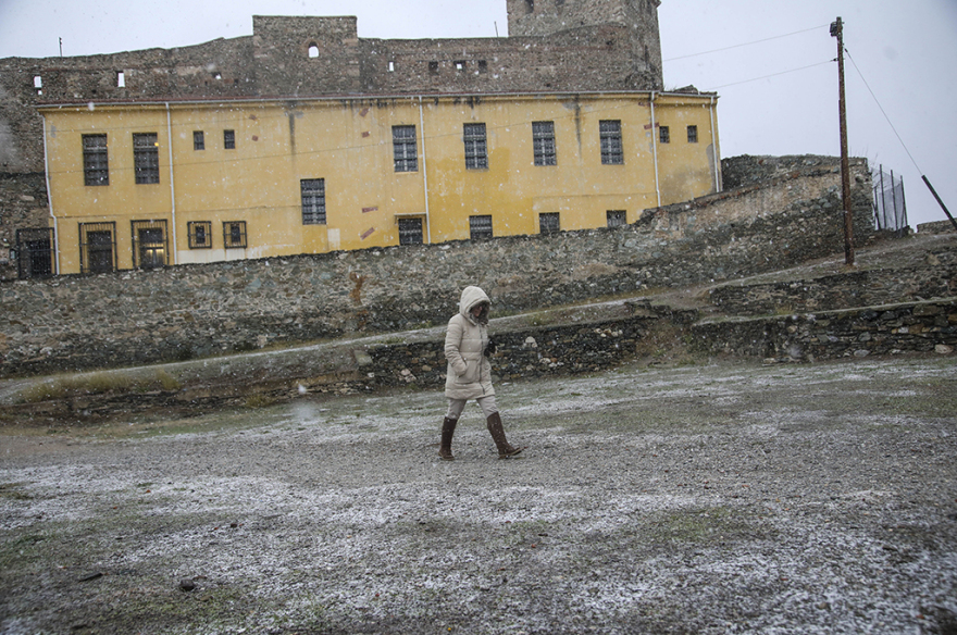 Καιρός: Αγριεύει κι άλλο η «Σοφία» - Νέο έκτακτο δελτίο της ΕΜΥ - Πού έχει διακοπεί η κυκλοφορία
