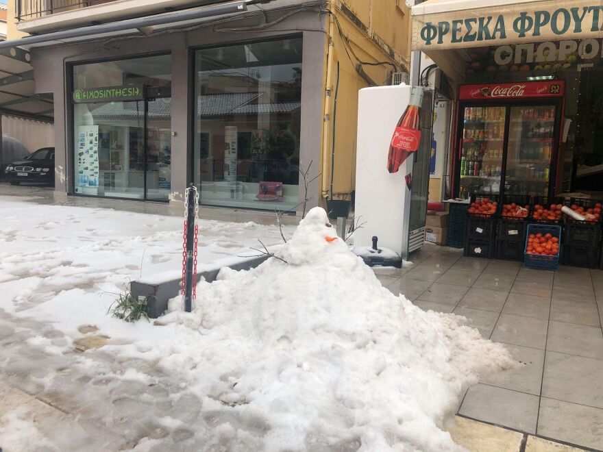 Καιρός: Στα λευκά μετά από 13 χρόνια η Κέρκυρα