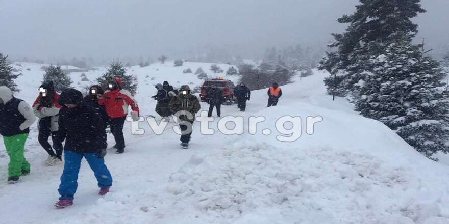 Καιρός: Σοβαρά προβλήματα από την επέλαση του χιονιά - Κλειστοί δρόμοι και διακοπές ρεύματος