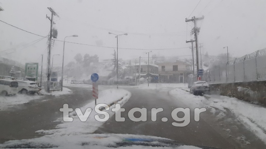 Σφοδρή χιονόπτωση στην Φθιώτιδα από το Μαρτίνο μέχρι την Ανθήλη