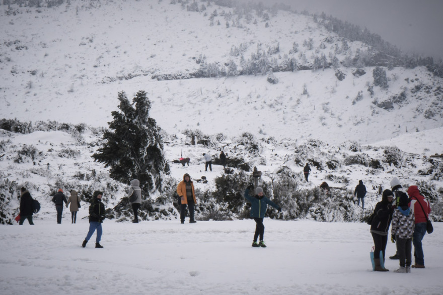 Επιμένει η κακοκαιρία: Η «Σοφία» φεύγει, ο «Τηλέμαχος» έρχεται 