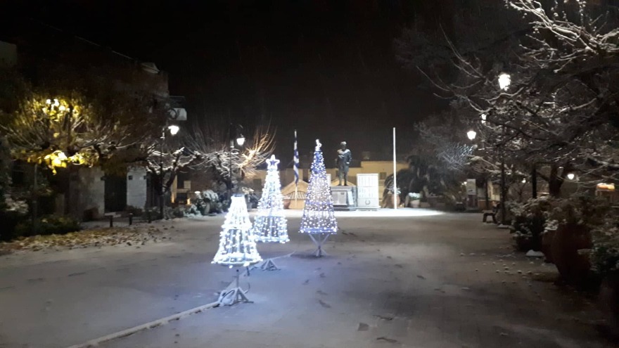 Έφτασε «αγριεμένος» ο Τηλέμαχος στην Κρήτη: Έντονη χιονόπτωση στα Ανώγεια