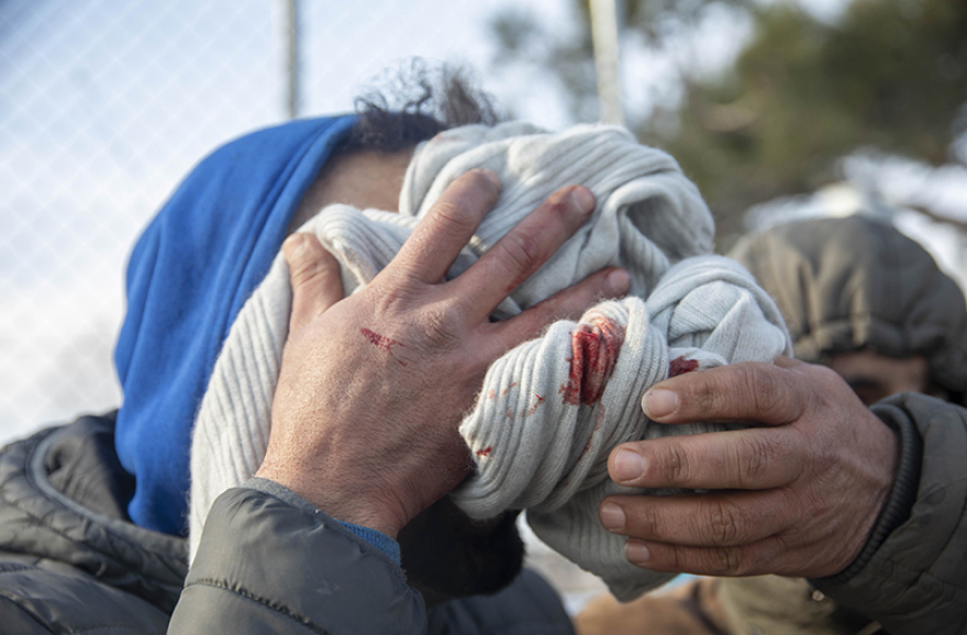 Θεσσαλονίκη:  Επεισόδια και τραυματισμοί στα Διαβατά- Πρόσφυγες διαμαρτύρονται για τις συνθήκες διαβίωσης