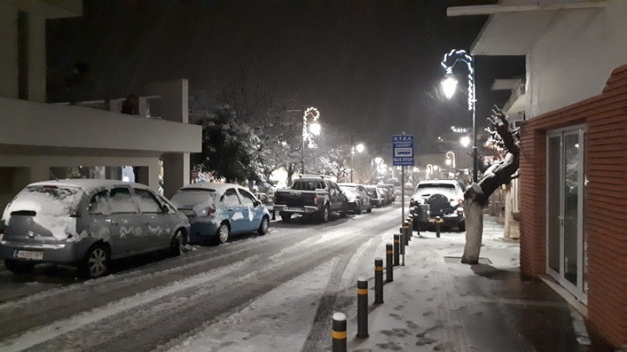 Κακοκαιρία «Τηλέμαχος»: Σφοδρή χιονόπτωση στην Εύβοια - Χιόνια μέχρι την Κρήτη