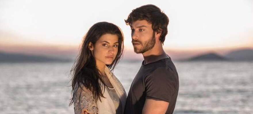 Χώρισε μόλις ξεκίνησε τα γυρίσματα στο «Τατουάζ»