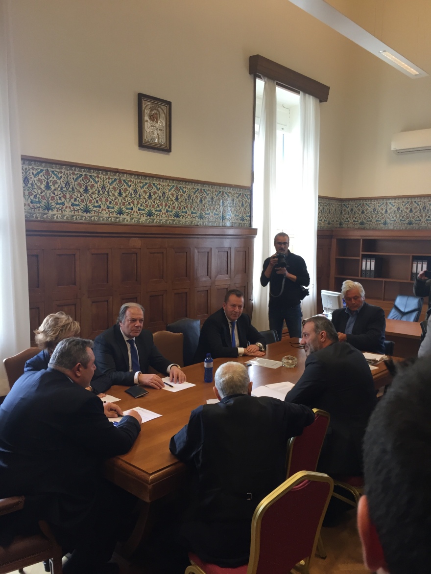 Σε εξέλιξη η ΚΟ των ΑΝΕΛ - Απούσα η Κουντουρά