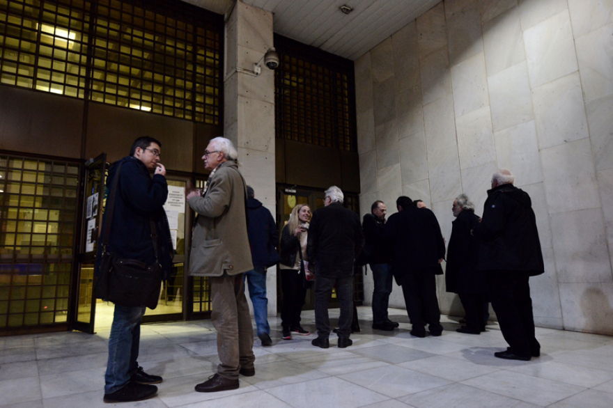 Απίστευτο: Πήγαν να διαμαρτυρηθούν πριν από την ομιλία Τσίπρα και τους «μάζεψαν»