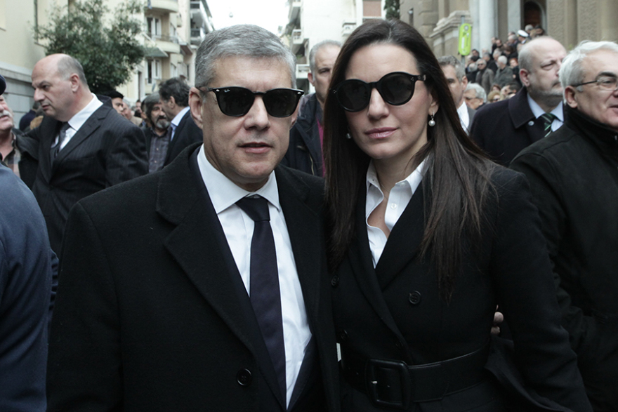  Πλήθος κόσμου για το «τελευταίο αντίο» στον Δημήτρη Σιούφα