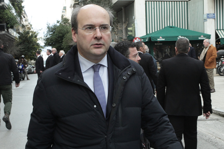  Πλήθος κόσμου για το «τελευταίο αντίο» στον Δημήτρη Σιούφα