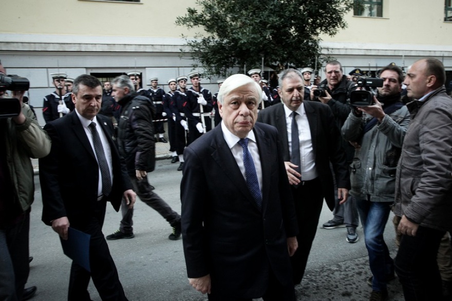  Πλήθος κόσμου για το «τελευταίο αντίο» στον Δημήτρη Σιούφα