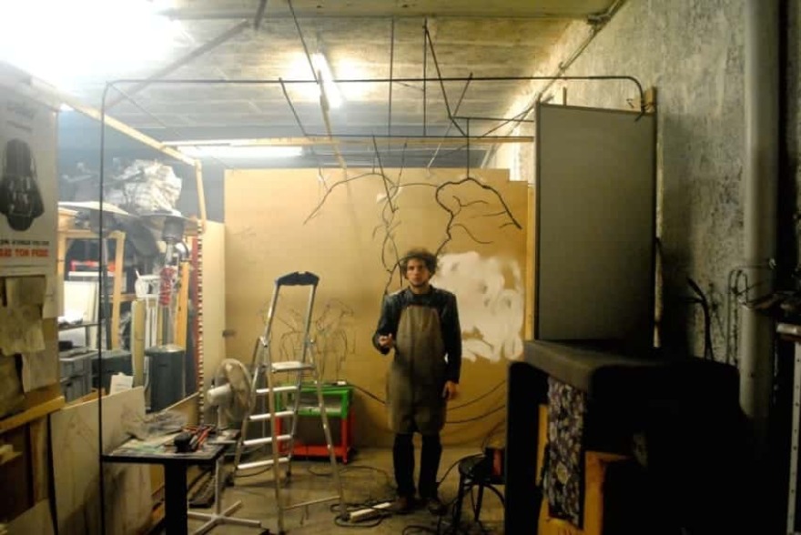 Βίντεο: Εντυπωσιακά  γλυπτά - οφθαλμαπάτη που μεταμορφώνονται όταν τα βλέπεις από άλλη γωνία