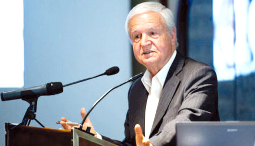 «Πετάξτε τα συμπληρώματα διατροφής», προειδοποιεί γνωστός καθηγητής