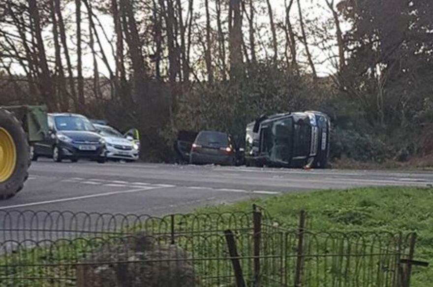 Βρετανία: Τροχαίο ατύχημα για τον... 97χρονο πρίγκιπα Φίλιππο!