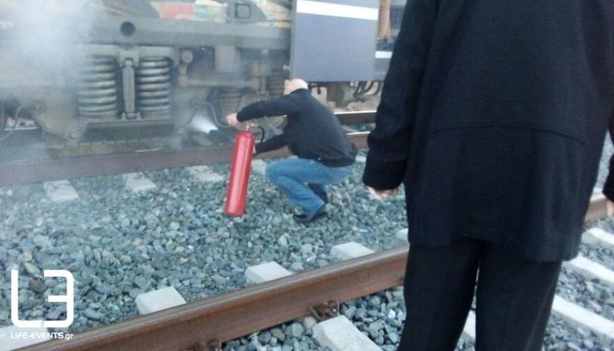 Φωτιά σε τρένο της γραμμής Θεσσαλονίκη-Αθήνα: Ακινητοποιήθηκε λίγο πριν το Λιανοκλάδι