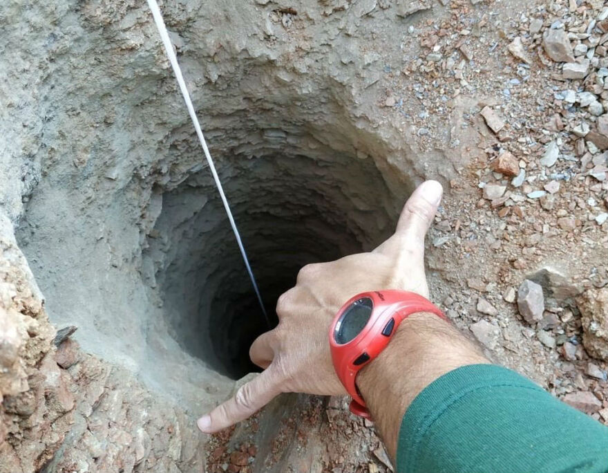 Ισπανία: Οι διασώστες ξεκινούν γεώτρηση για τον απεγκλωβισμό δίχρονου αγοριού 