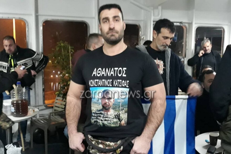 ΟΛΟΙ ΕΤΟΙΜΟΙ ΓΙΑ ΤΟ ΣΥΝΤΑΓΜΑ