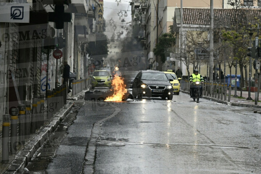 Άγνωστοι μαχαίρωσαν άντρα στη συμβολή Ασκληπιού και Σόλωνος